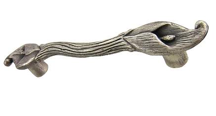 ##Antique Hardware## 5 1/4 Inch (4 Inch c-c) Antique Pewter Calla Lily Pull